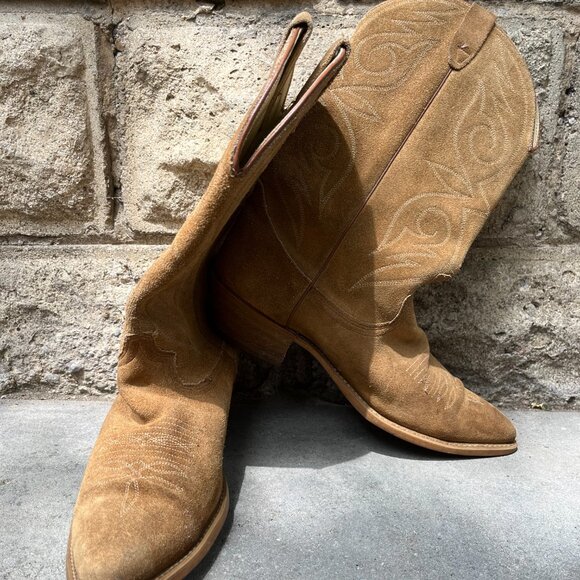 Vintage Acme Cowboy Boots in Tan Roughout Leather, Made in USA - Picture 4 of 11